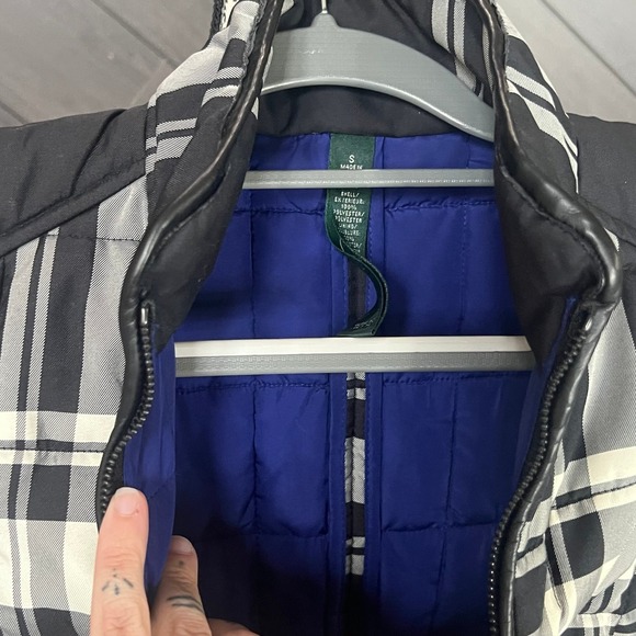 Lauren‎ Ralph Lauren Plaid Puffer Vest with Faux Leather Trim - Picture 3 of 6